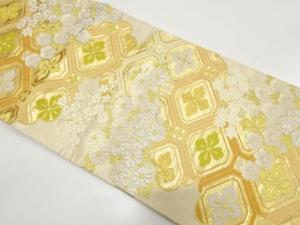 雲取りに花蜀江・菊・梅模様織り出し　袋帯